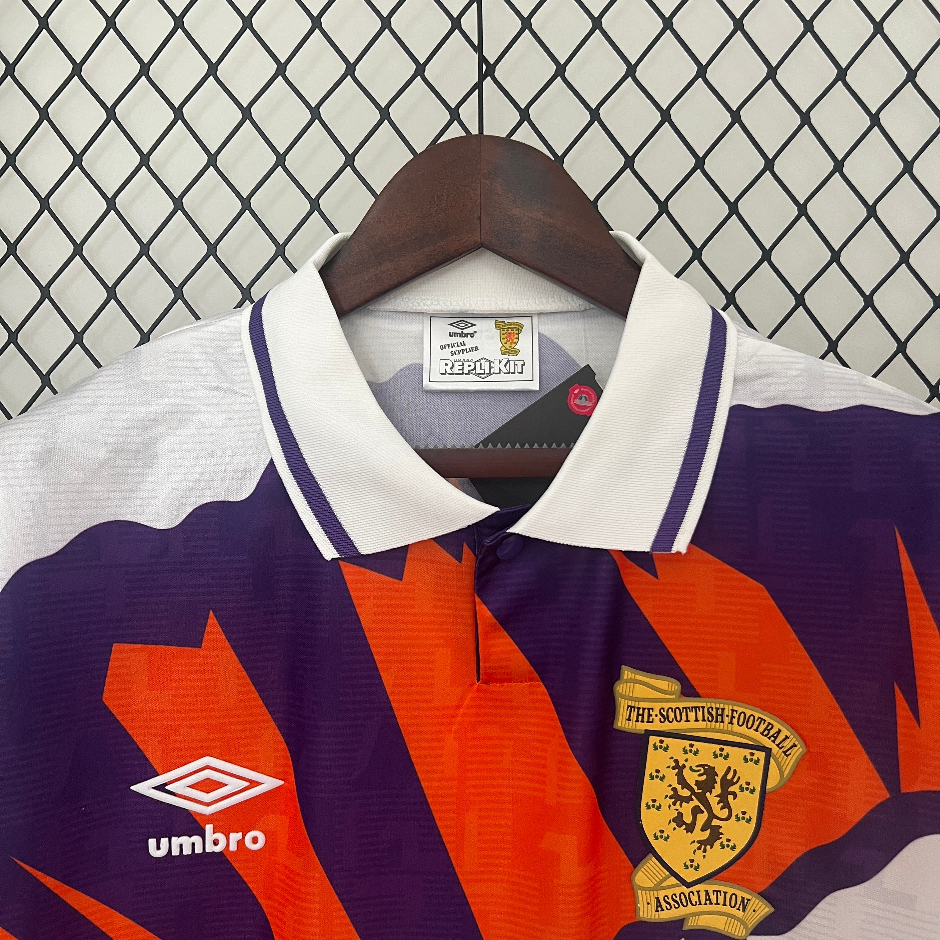 Schottland 1992-1993 Auswärtstrikot