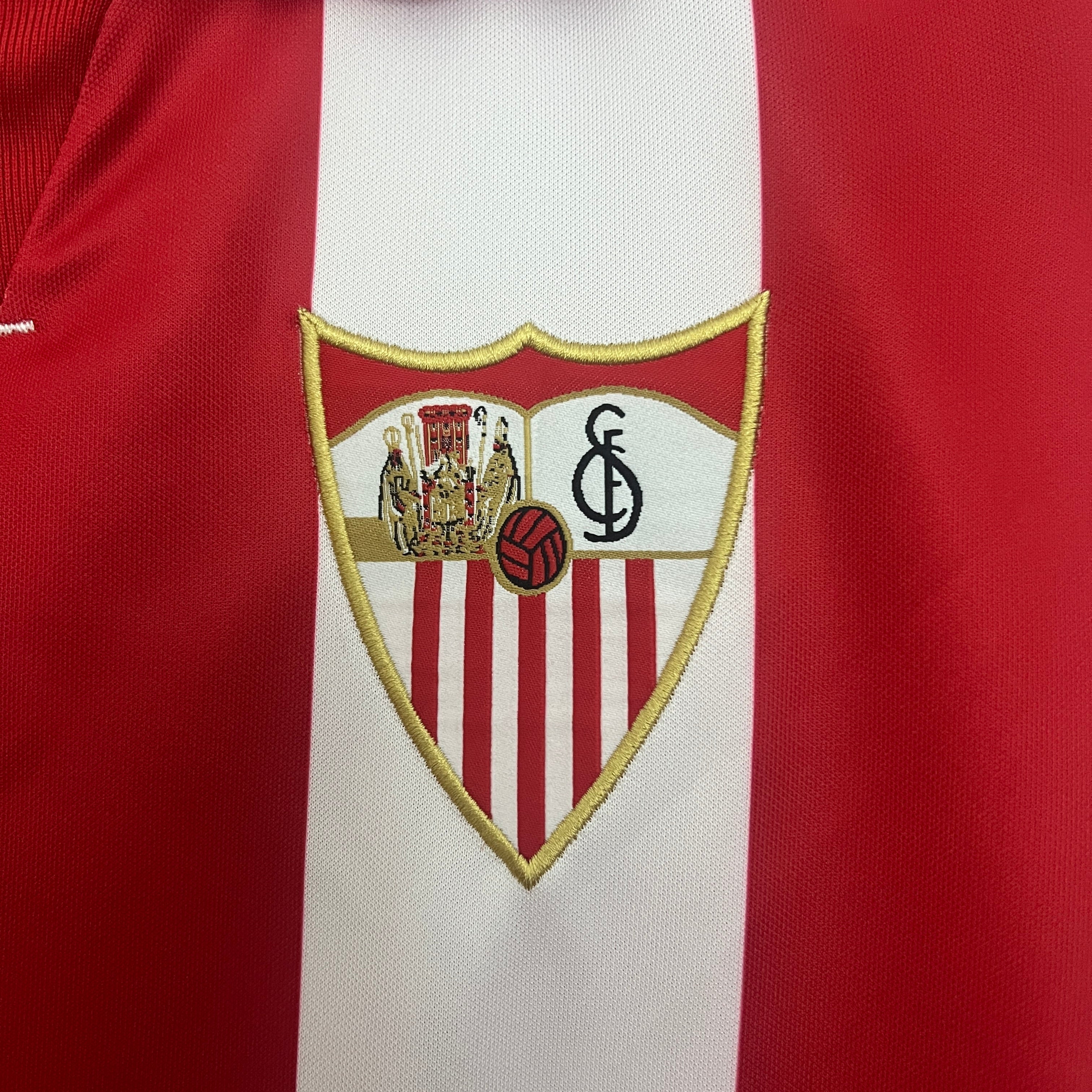 Sevilla FC 2015-2016 Heimtrikot