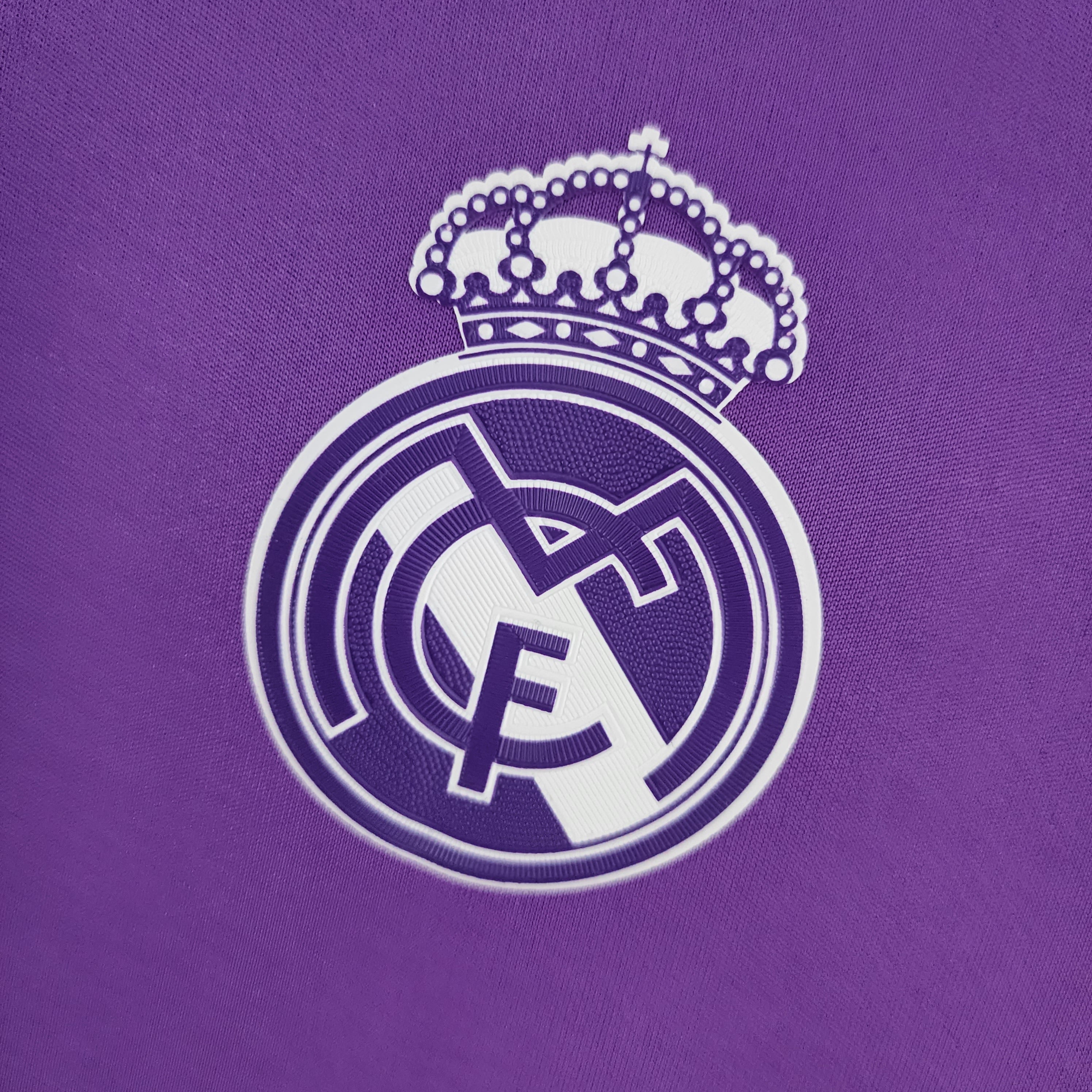 Real Madrid 2016 - 2017 Auswärtstrikot