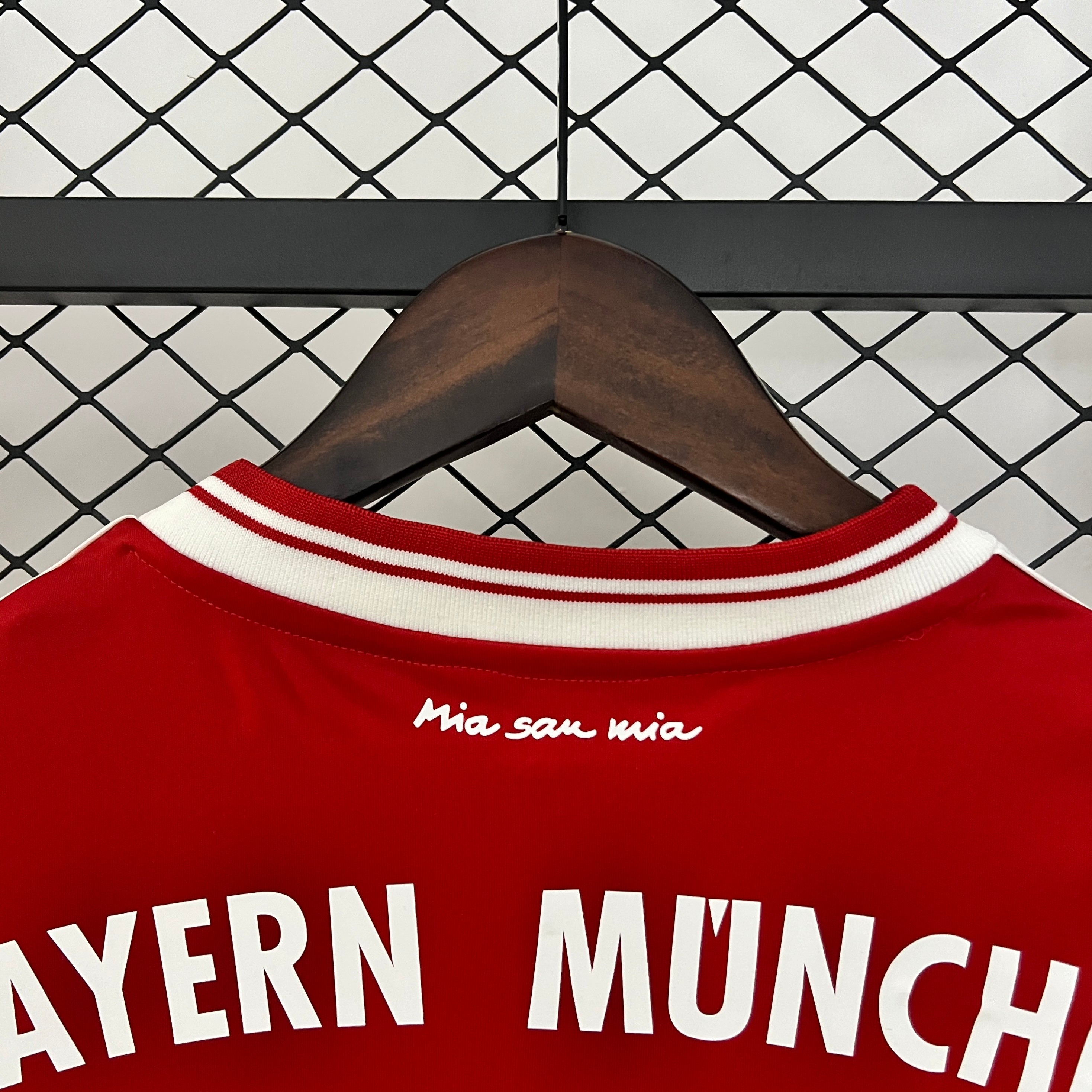 Bayern München 2013–2014 Heimtrikot
