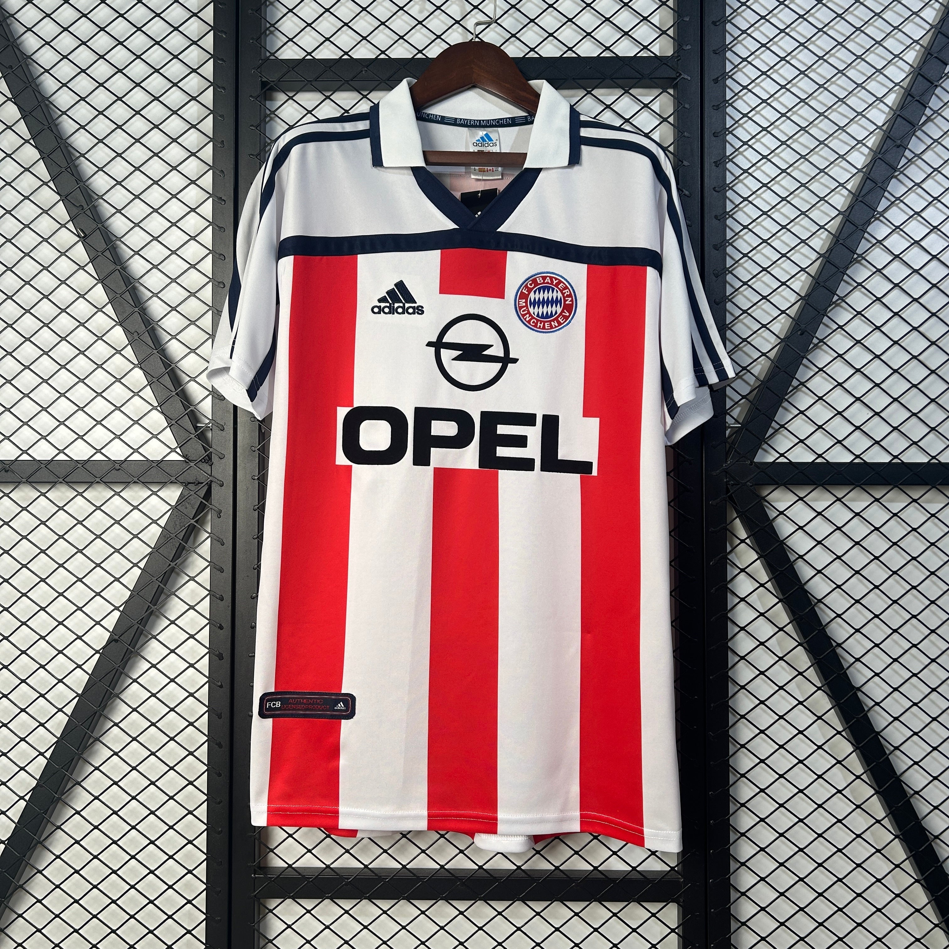 Bayern München 2000 - 2001 Auswärtstrikot