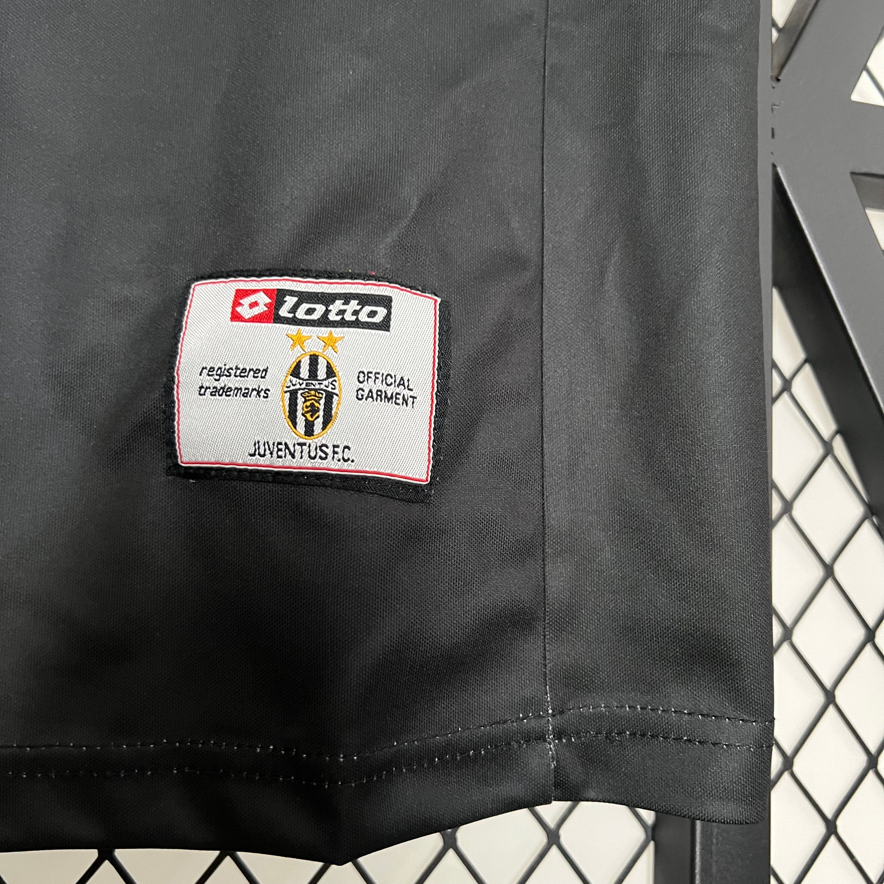 Juventus 2001 - 2002 Auswärtstrikot