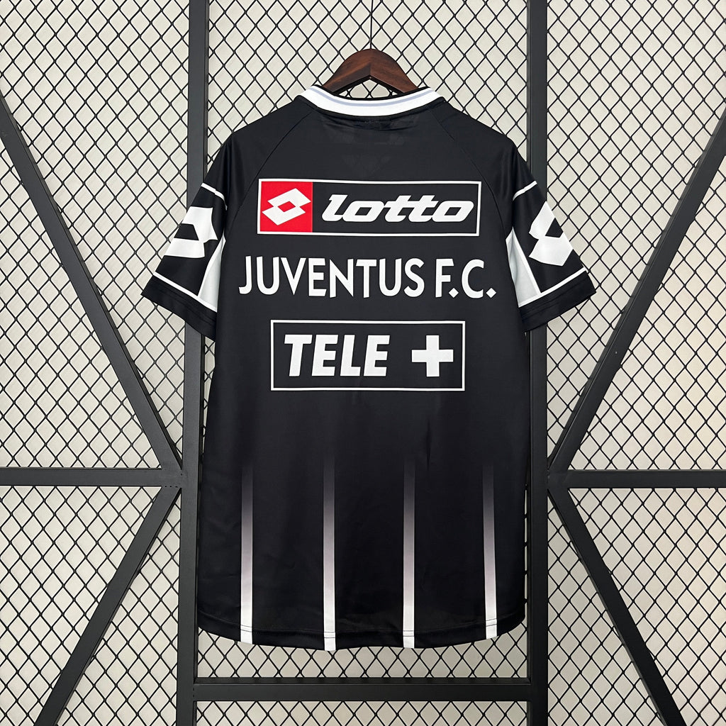 Juventus 1998–1999 3.Trikot