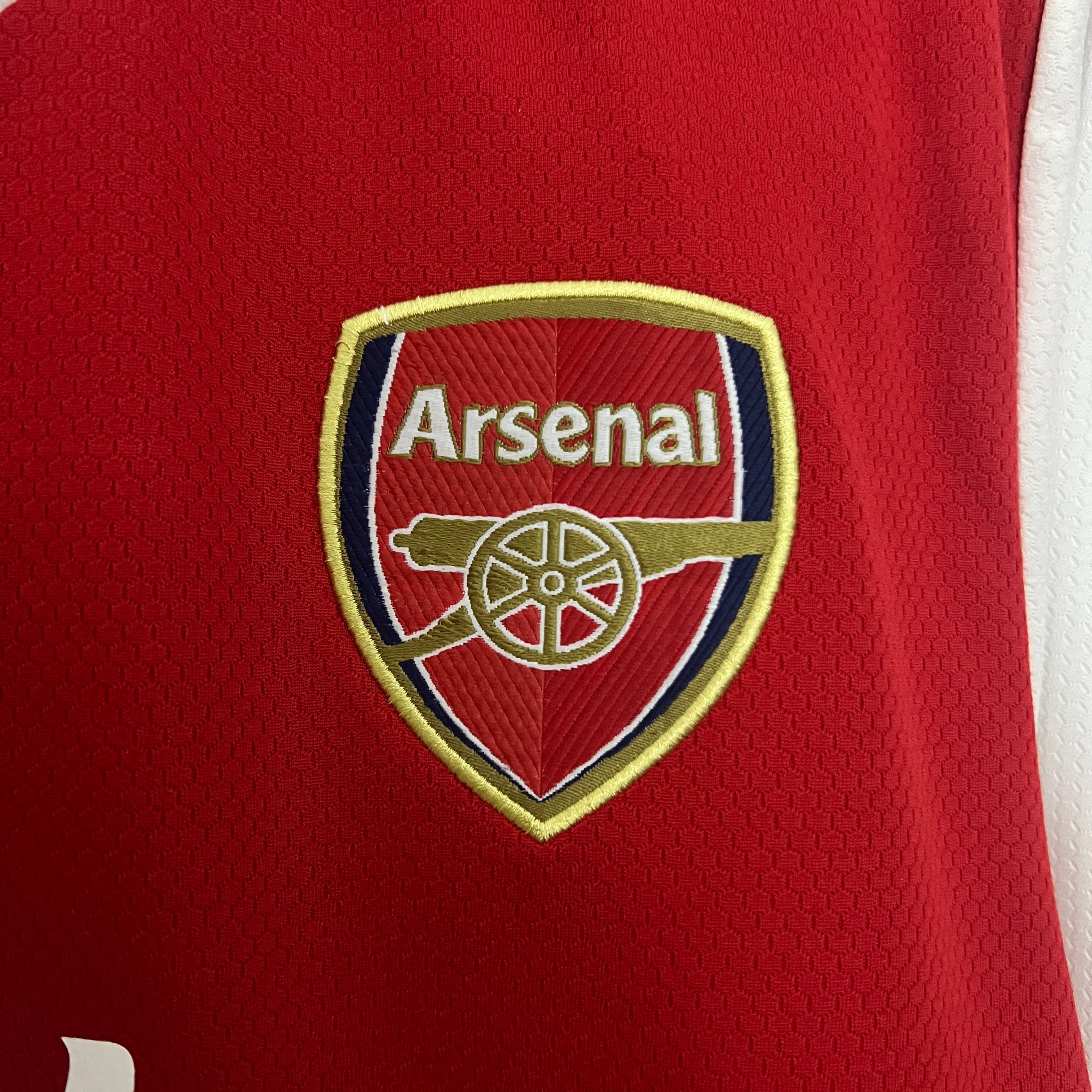 Arsenal 2019–2020 Heimtrikot