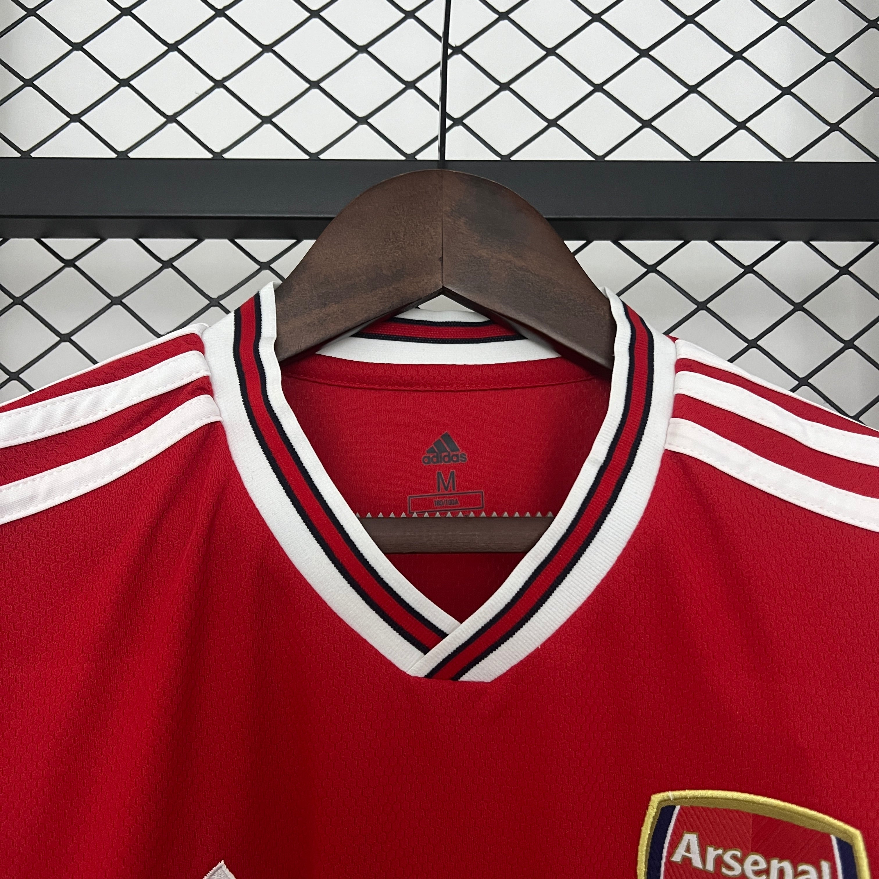 Arsenal 2019–2020 Heimtrikot