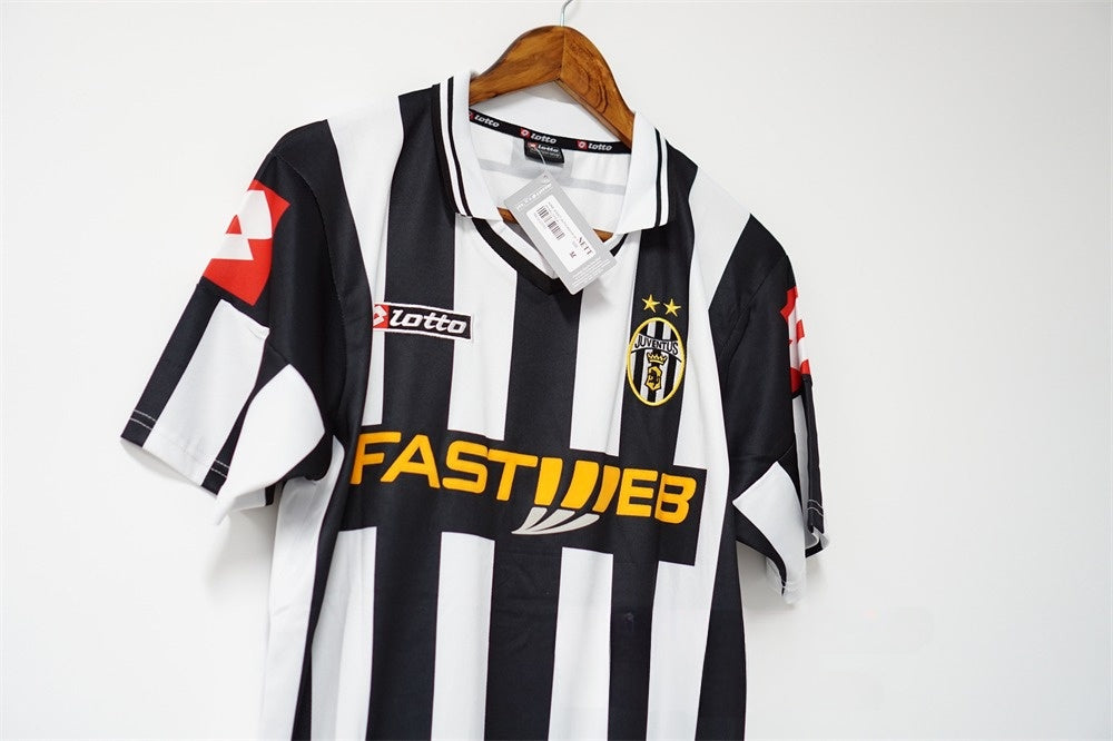 Juventus 2001 - 2002 Heimtrikot