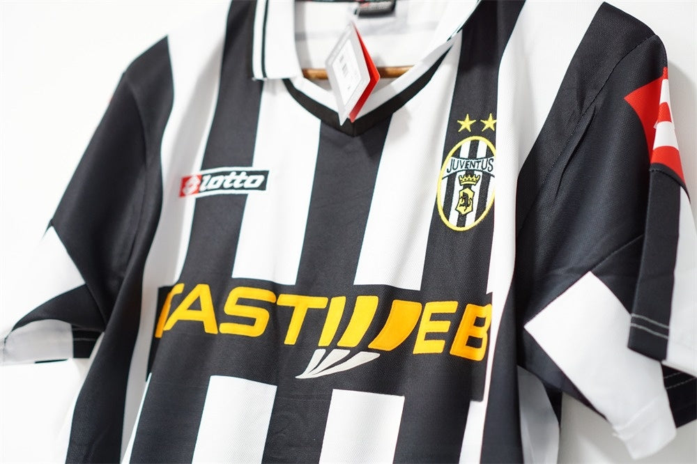 Juventus 2001 - 2002 Heimtrikot