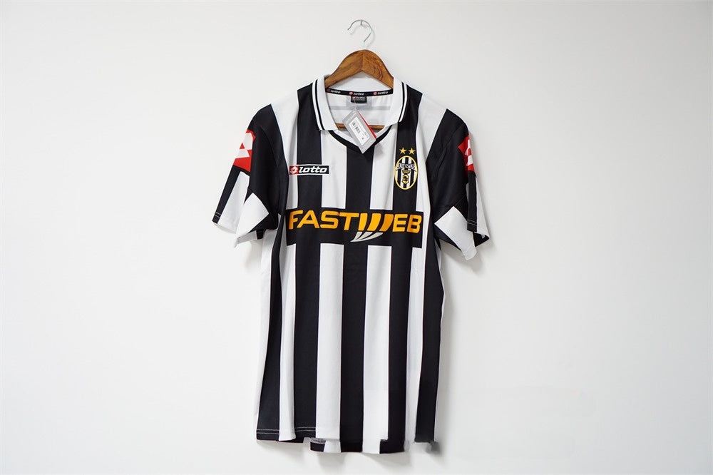 Juventus 2001 - 2002 Heimtrikot