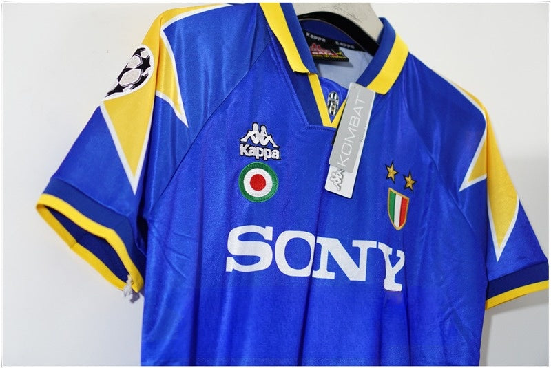 Juventus 1995 - 1996 Auswärtstrikot